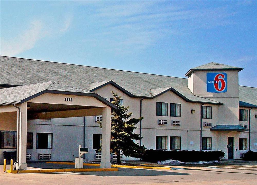 Hotel 6-waterloo, Ia
